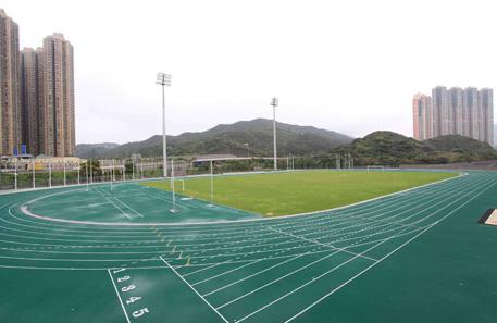 學(xué)校室外運(yùn)動(dòng)場(chǎng)綠色塑膠跑道