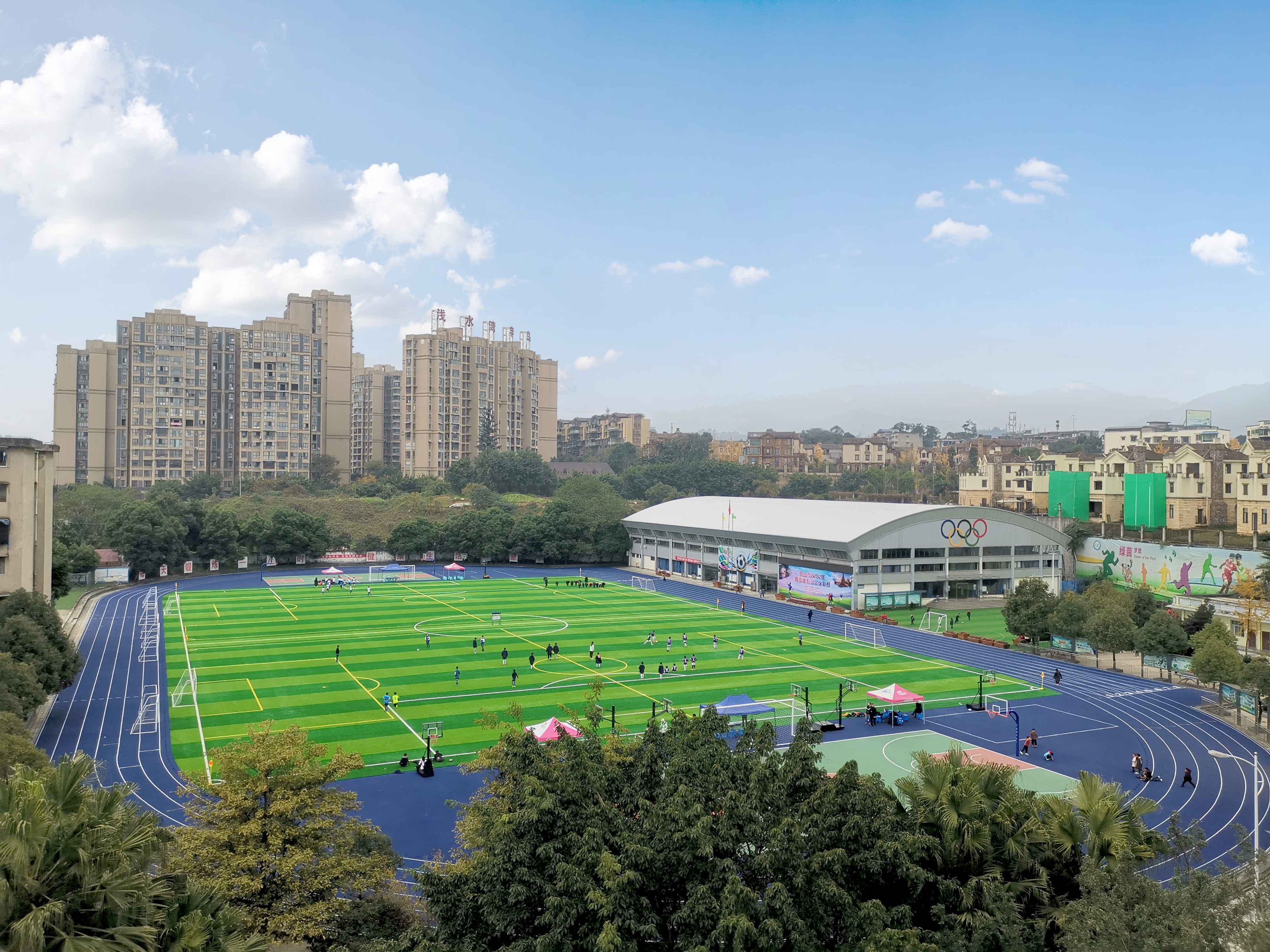 四川省樂山峨眉三小