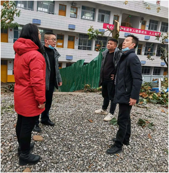 1659318122324957.jpg 2000.jpg